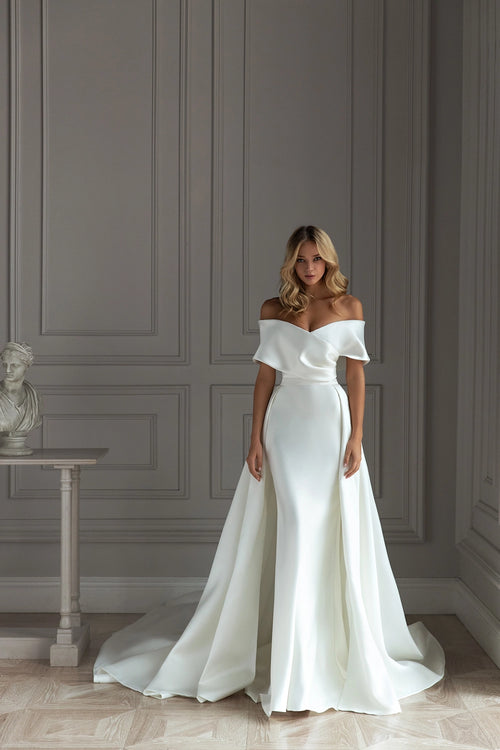 Eva Lendel Jess simple sheath wedding dress with detachable skirt
