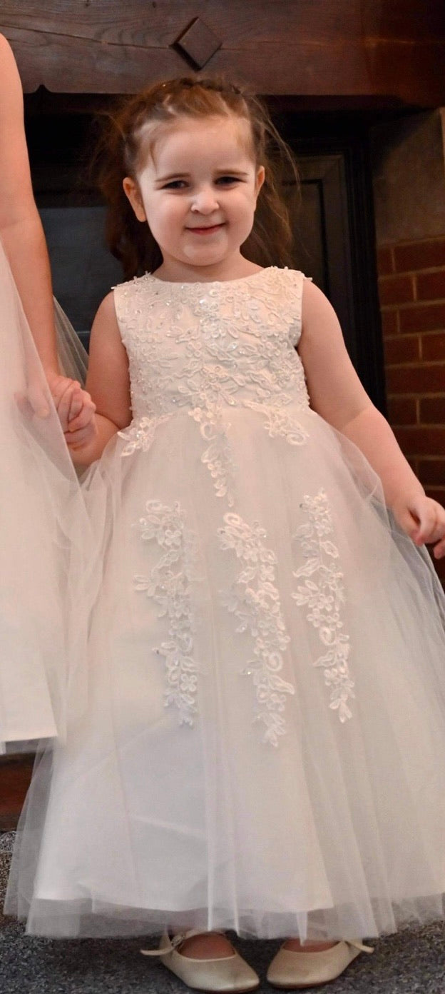 Little People Flowergirl FG009 – Your Little Secret Bridal & Prom Boutique