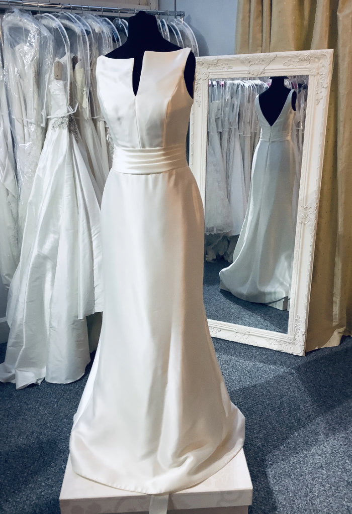Pronovias Costura Onix – Your Little Secret Bridal Boutique